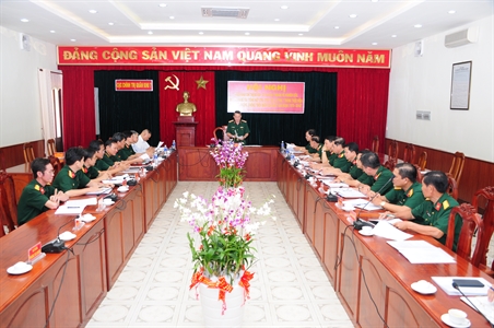 Triển khai nghiên cứu, biên soạn đề tài công tác đảng, công tác chính trị